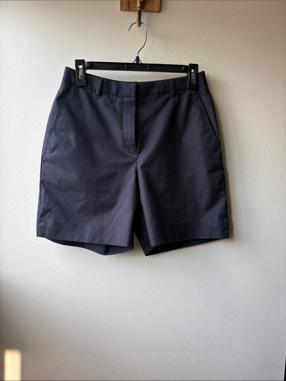 Brooks Brothers 346 Advantage Navy Shorts Size 4